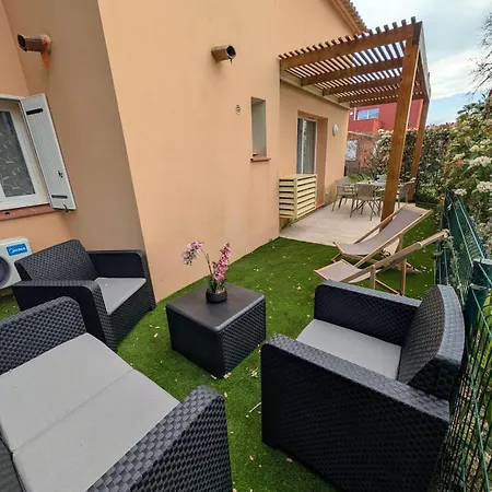 Ferienhaus Casa Azzurra Piscines & De Saint Cyprien *